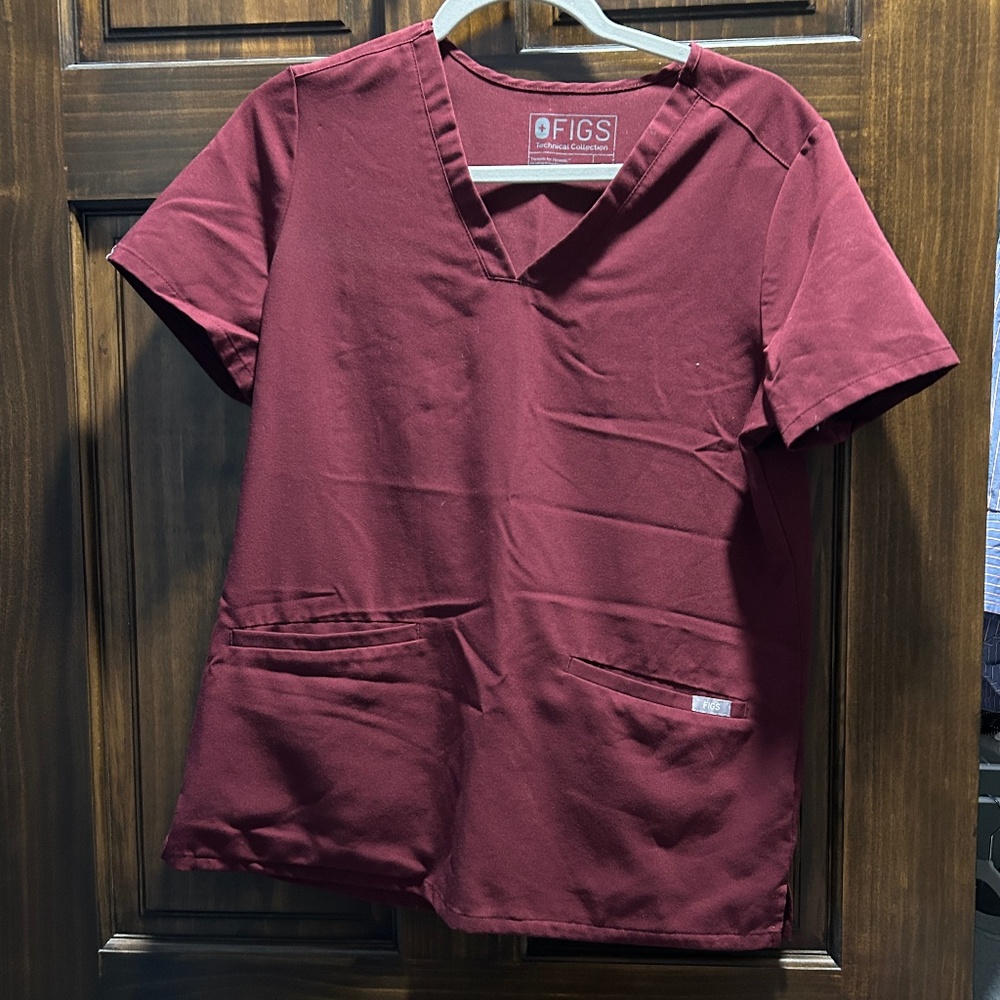 Figs Casma Top - Burgundy